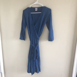 Maternity wrap dress size s